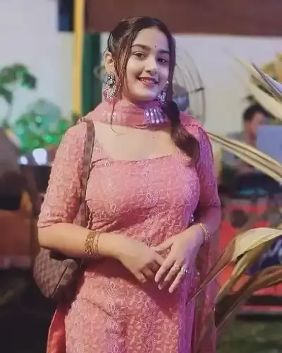 Call Girls Malhargarh Cash On Delivery
