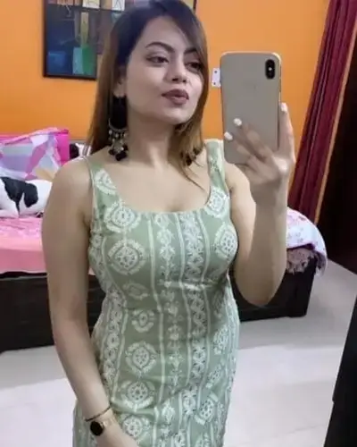 Call Girl Malhargarh